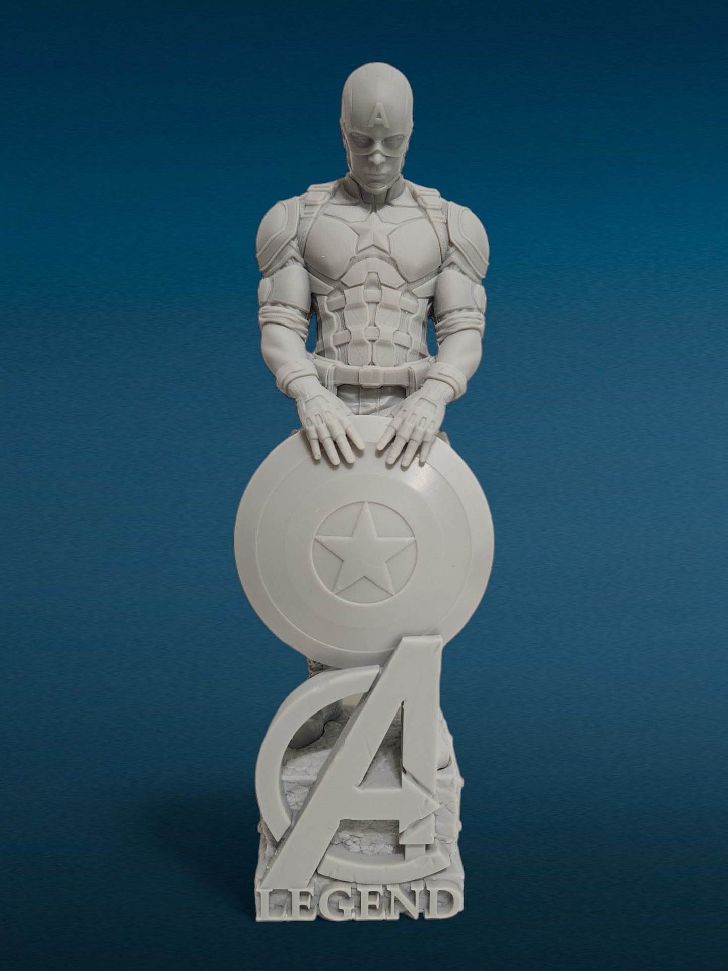 Captain America (Helmet) - Avengers 3D Resin Figurine: Unpainted Fan Art (11 Inch)