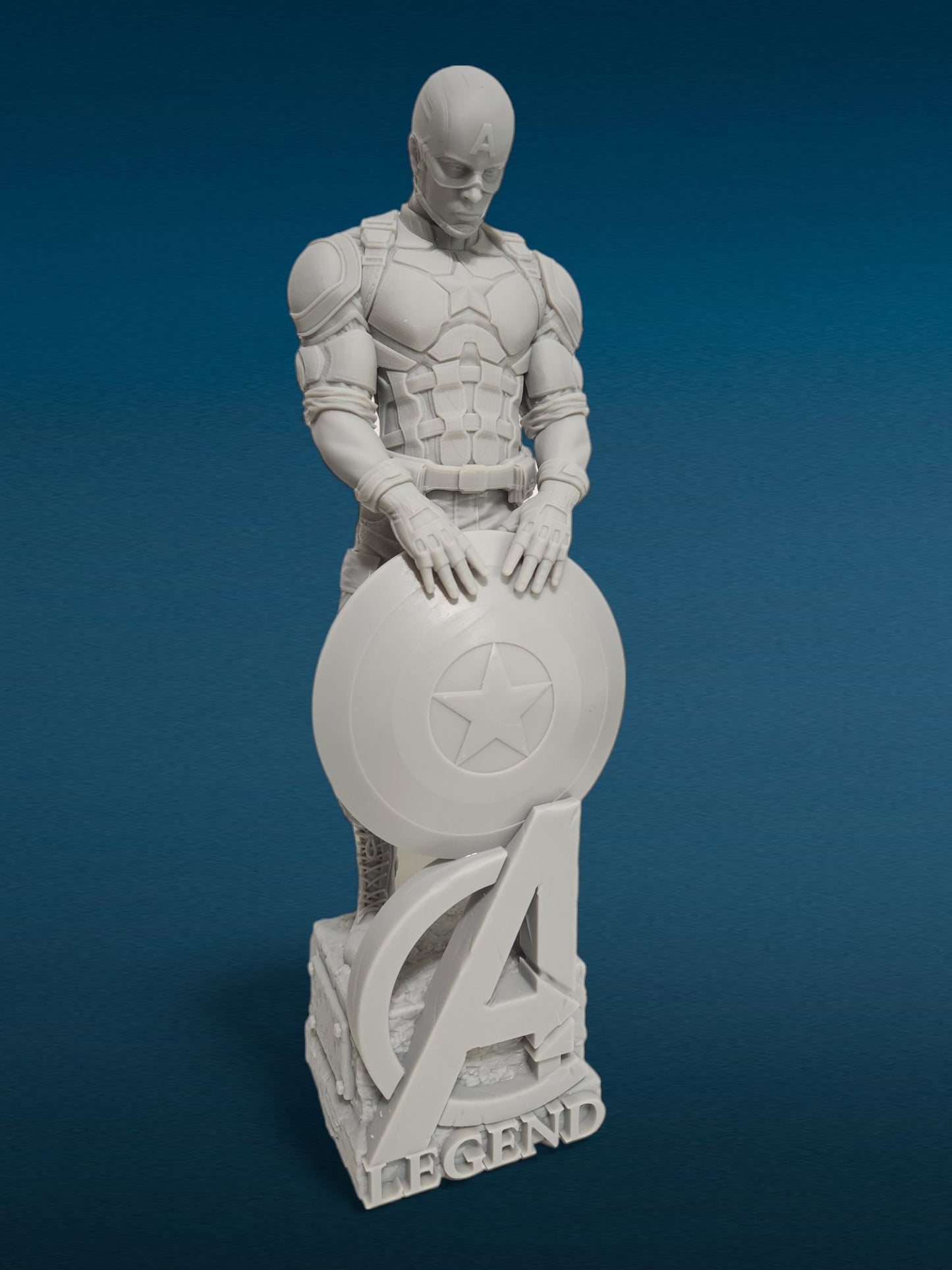Captain America (Helmet) - Avengers 3D Resin Figurine: Unpainted Fan Art (11 Inch)