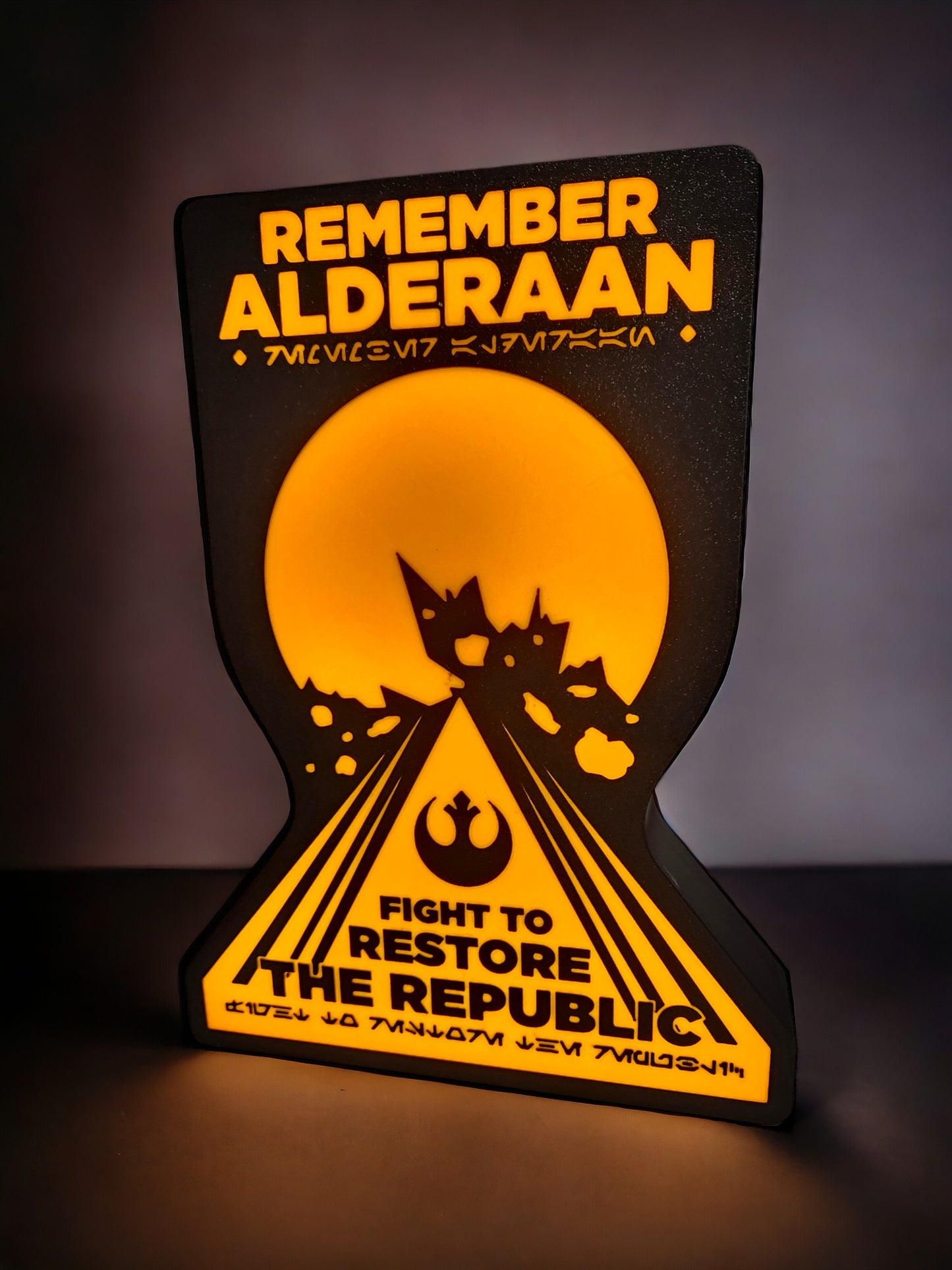 Remember Alderaan LED Lamp | Star Wars