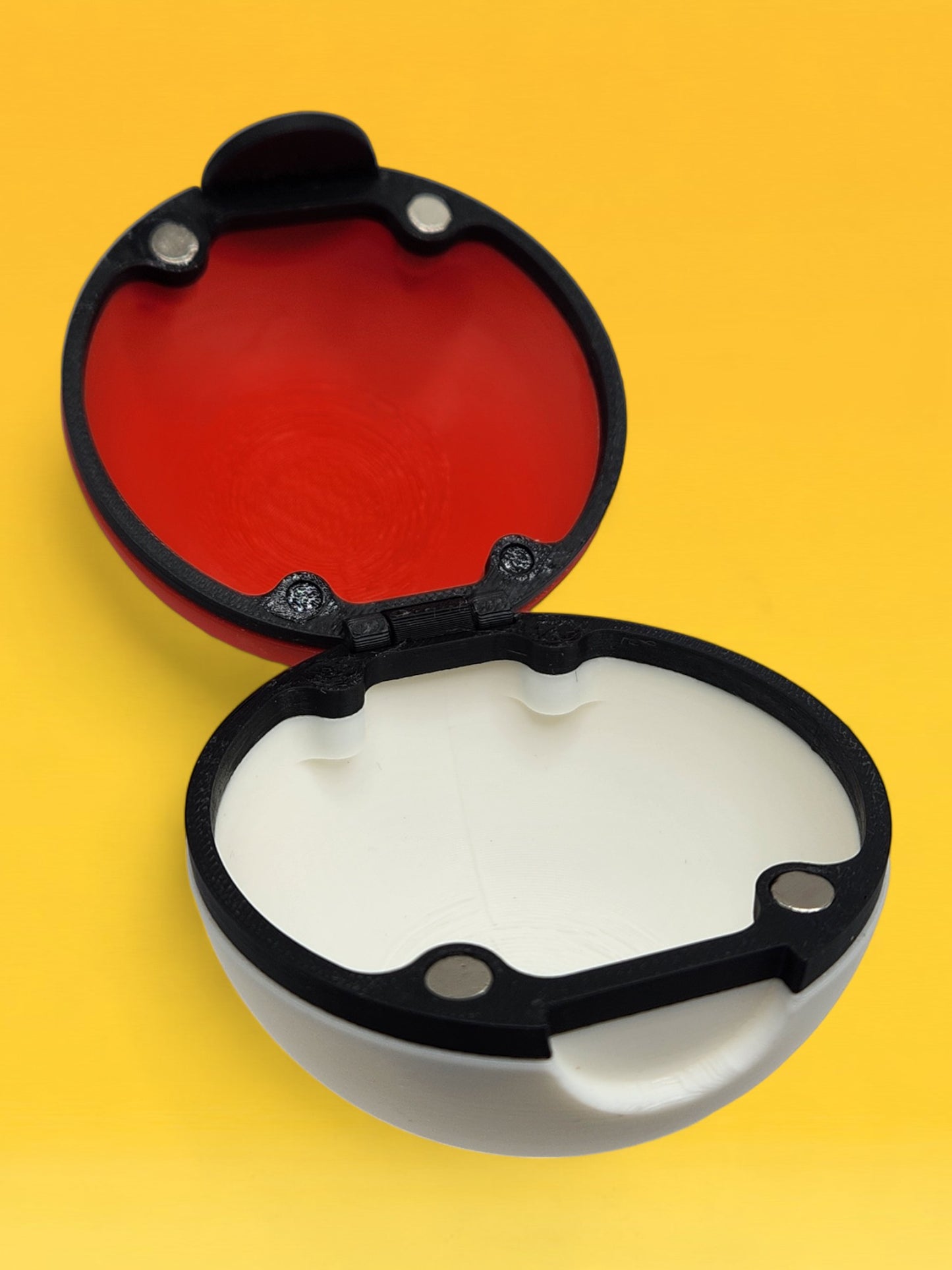 Poké Ball with Hinged Magnetic Closure | 3D Printed Pokémon Fan Collectible