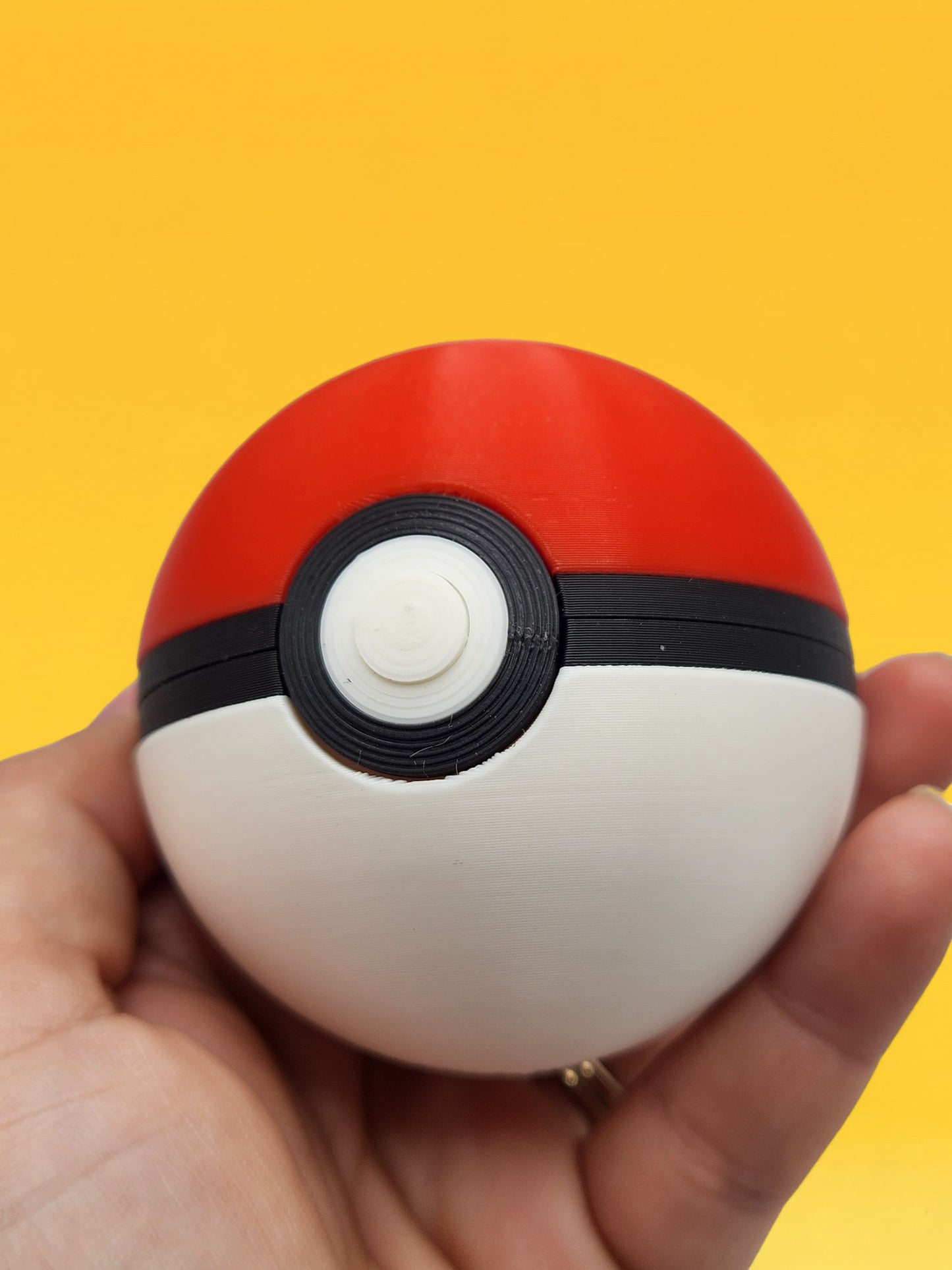 Poké Ball with Hinged Magnetic Closure | 3D Printed Pokémon Fan Collectible