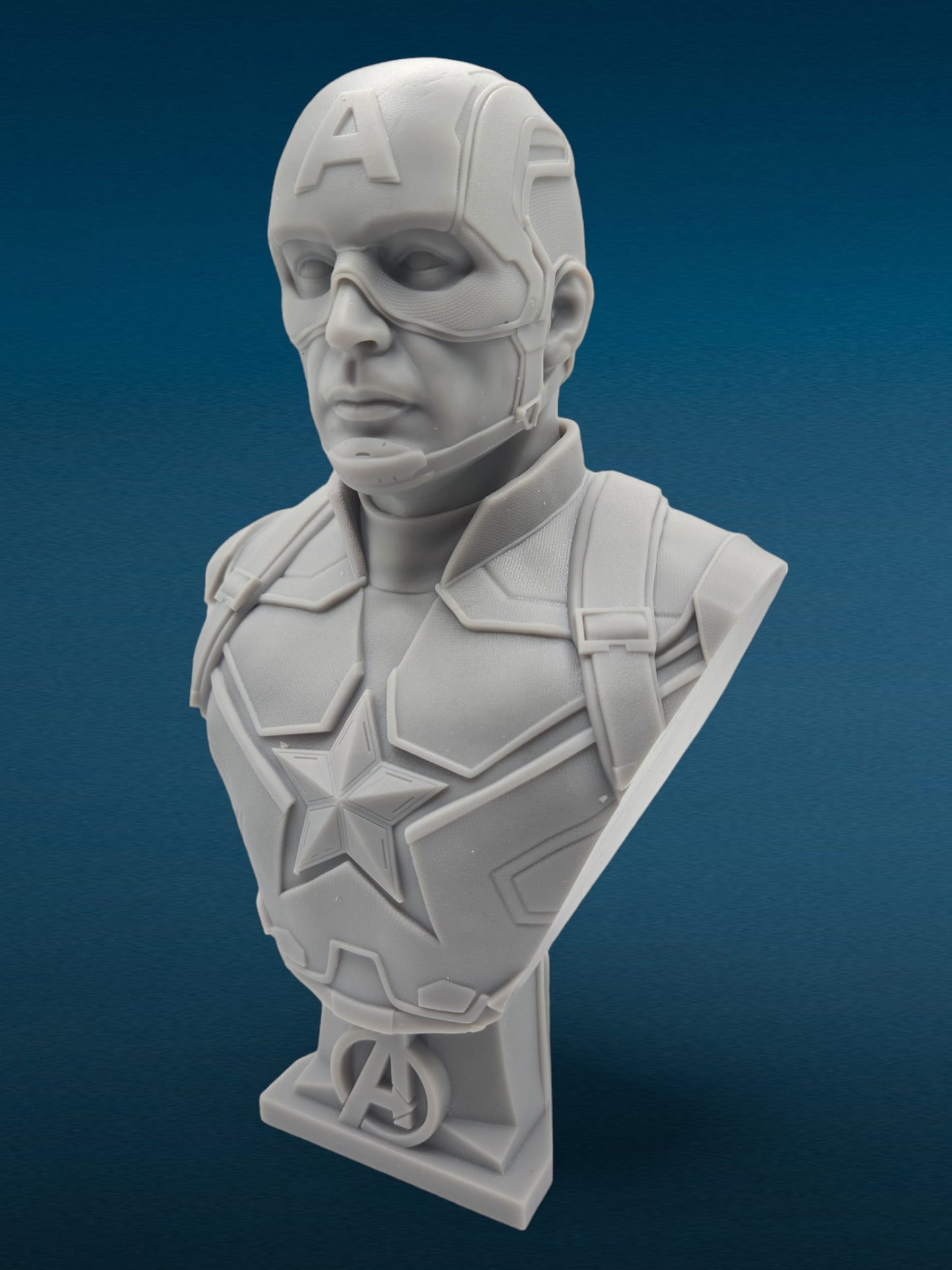 Captain America - Avenger 3D Resin Bust: Unpainted Fan Art (6.5 Inch)