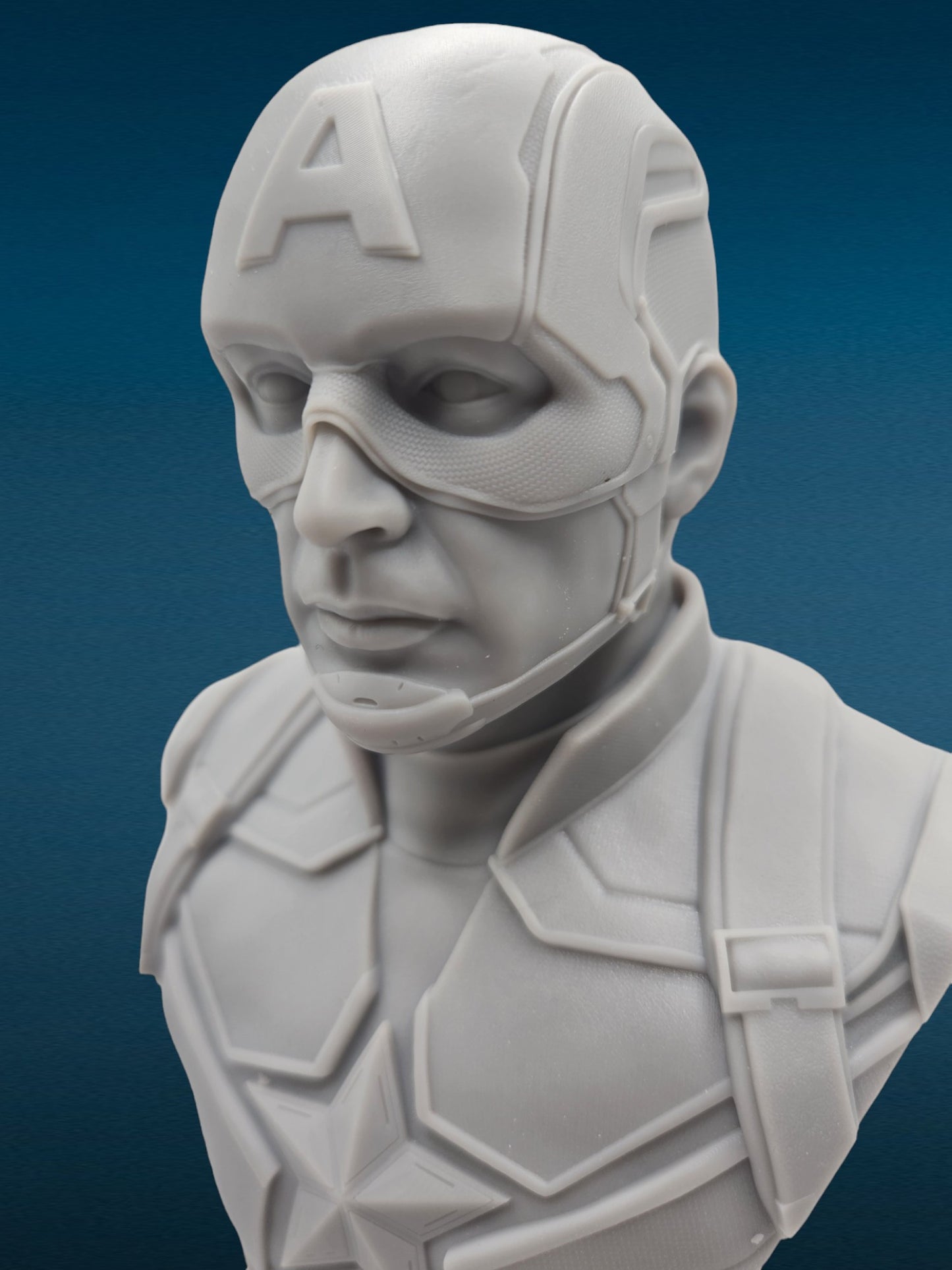 Captain America - Avenger 3D Resin Bust: Unpainted Fan Art (6.5 Inch)