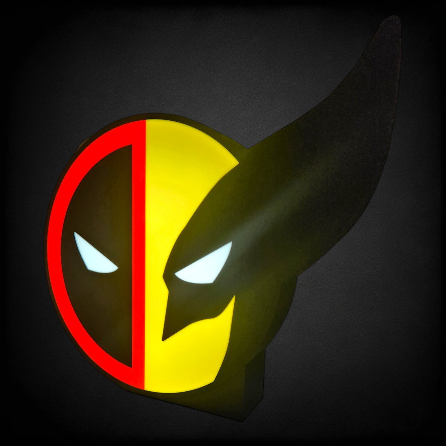 Deadpool vs Wolverine LED Lamp | Deadpool