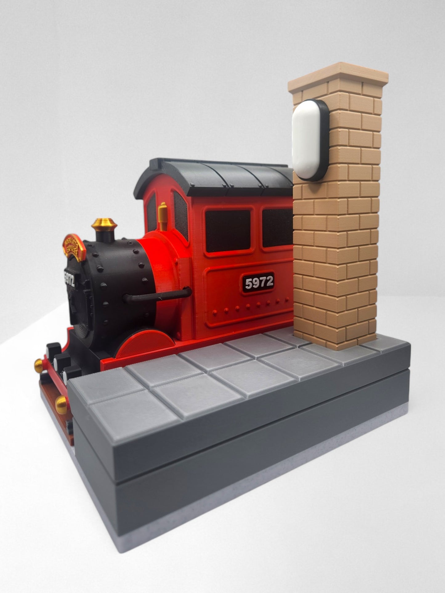 Platform 9 3/4 Train Piggy Bank LED Lamp | Harry Potter