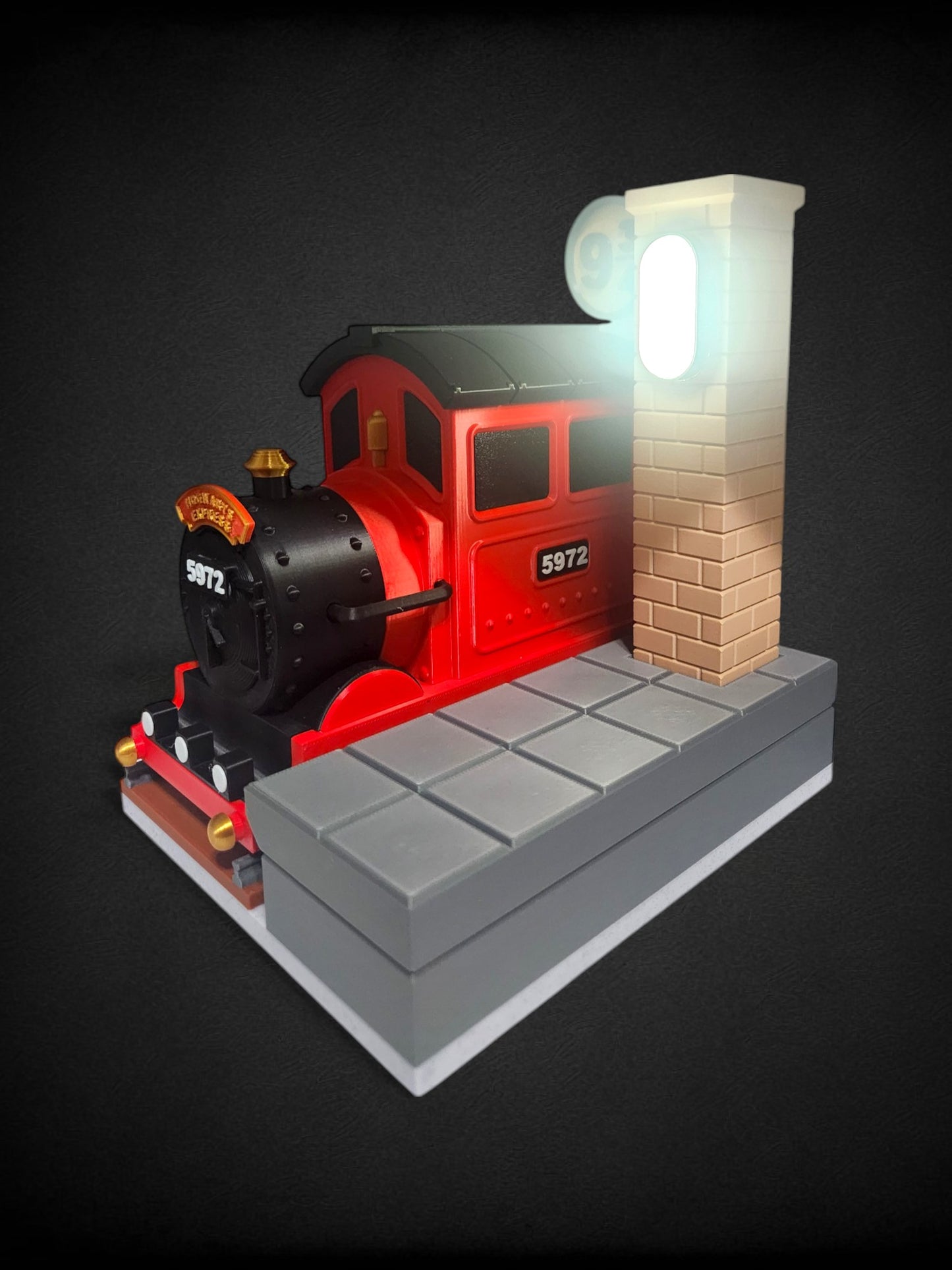 Platform 9 3/4 Train Piggy Bank LED Lamp | Harry Potter