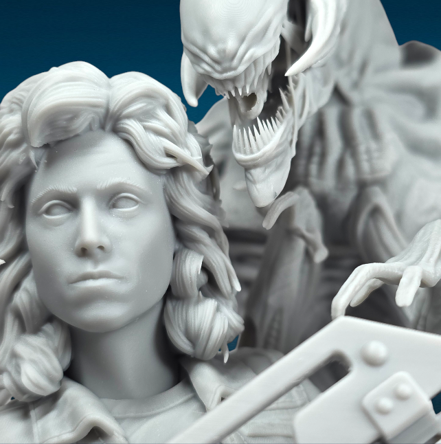 Ellen Ripley Alien - 3D Resin Figurine: Unpainted Fan Art (12 Inch)