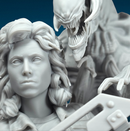 Ellen Ripley Alien - 3D Resin Figurine: Unpainted Fan Art (12 Inch)