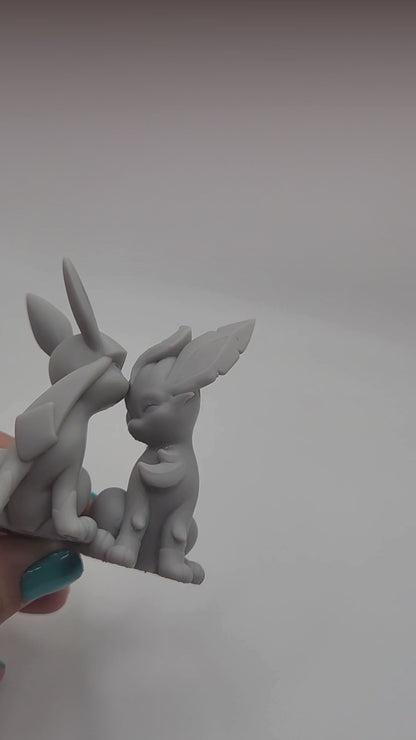 Pokemon Resin Miniature - Glaceon & Leafeon Kissing